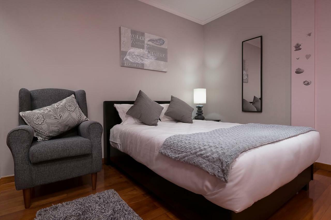 Prazeres Cosy Apartment กัลเลตา ภายนอก รูปภาพ
